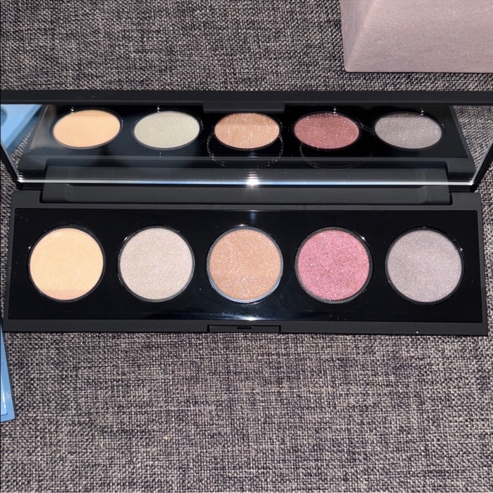 bareMinerals Radiant Eyeshadow Palette - Gold, Silver, Brown, Pink, Gray